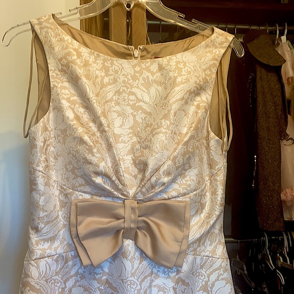 NEVER WORN JS COLLECTION Size 4 modest fancy dress - Picture 2 of 4